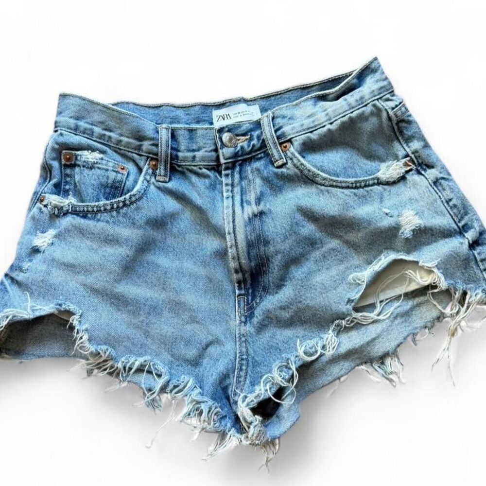 Zara Women's Blue Shorts